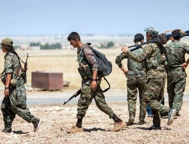 Σε γενική επιστράτευση καλεί το YPG τους Κούρδους: «Θα συντρίψουμε τους Τούρκους όπως κάναμε τόσες φορές στο παρελθόν»
